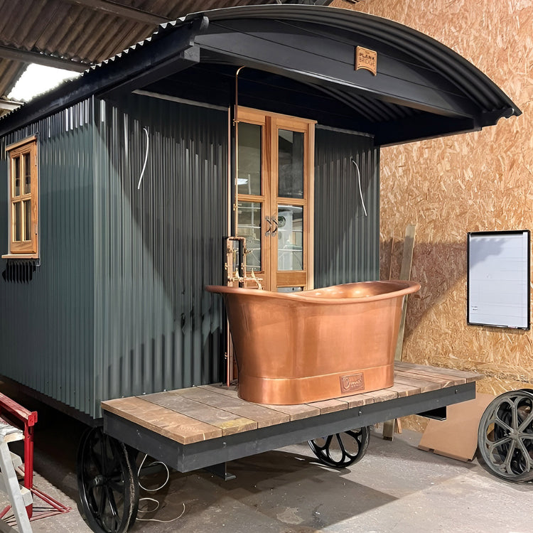 Straight Base Copper Bathtub Antique Copper Interior & Exterior